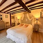 Chic Et Charme Bed & Breakfast