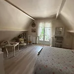Bed & Breakfast Chic Et Charme 3*