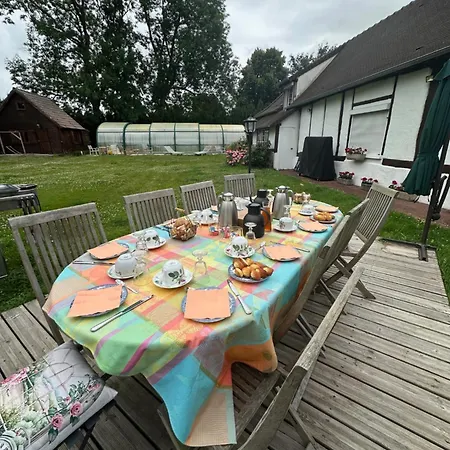 Chic Et Charme 3* Suzay