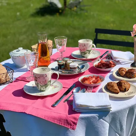 Chic Et Charme Suzay