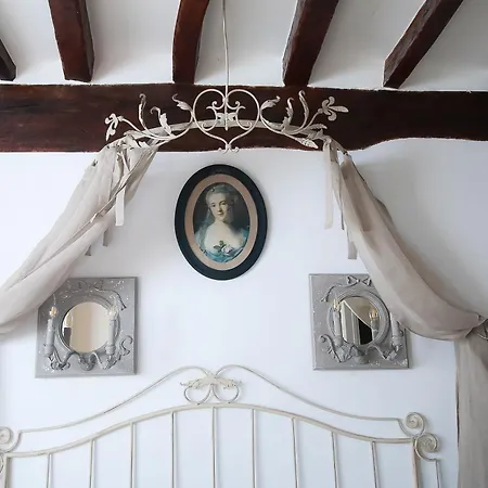 Chic Et Charme 3* Suzay